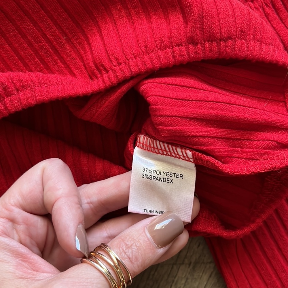 Sabo Skirt Scarlet Ribbed Lounge Set - Picture 16 of 16